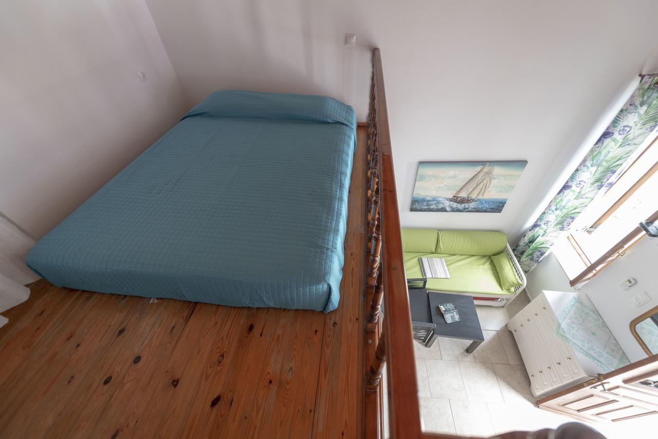 Roulas Apartments Hálki Kültér fotó