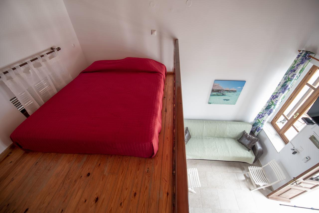 Roulas Apartments Hálki Kültér fotó